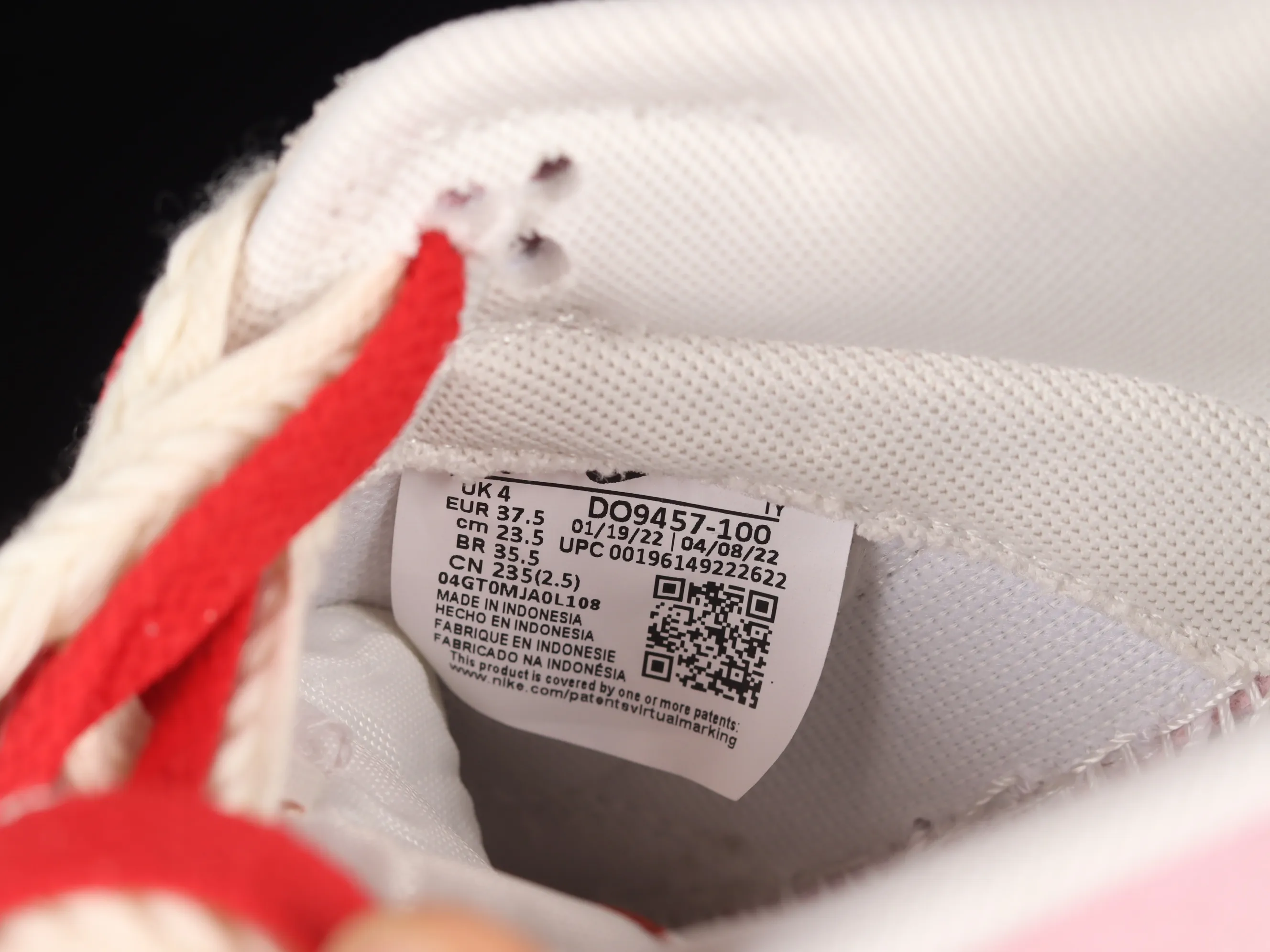 All categories Nk SB Dunk series Nk SB Dunk Low low-top sneakers Nk SB Dunk Low "85" red and white double hook SB low-top sports and leisure sneakers DO9457-100